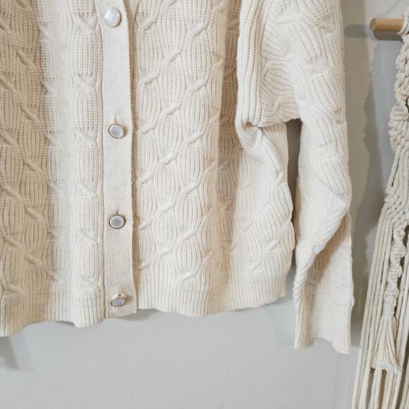 NWT Belldini Ecru Button Up Cardigan Sweater Shimmer Size L Large - Picture 4 of 12